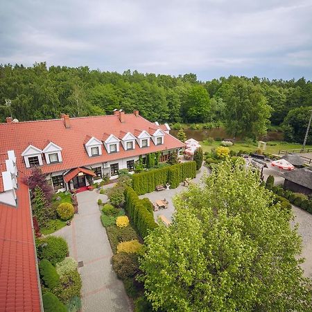 Hubertus Aparthotel & Restaurant & Horse Club Starogard Gdanski Exterior photo